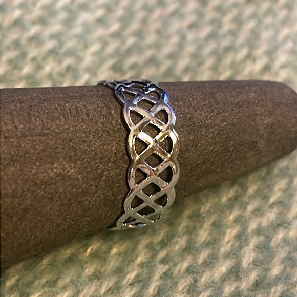 Lattice NWOT Silver Tone Toe Ring - Picture 1 of 2